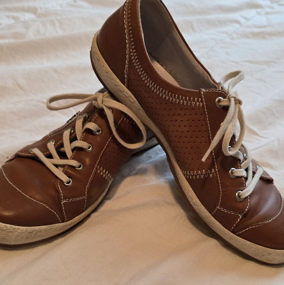 Josef Seibel Lace Up Leather Shoe Size 40